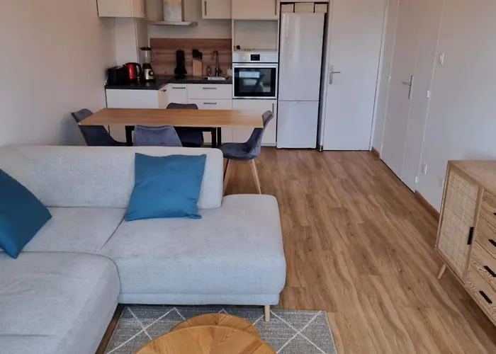 Les Toits De - Parking